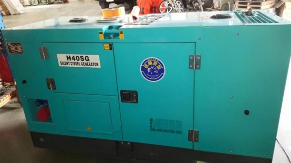 เครื่องปั่นไฟ40kva