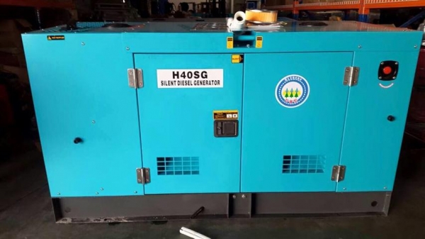 เครื่องปั่นไฟ40kva