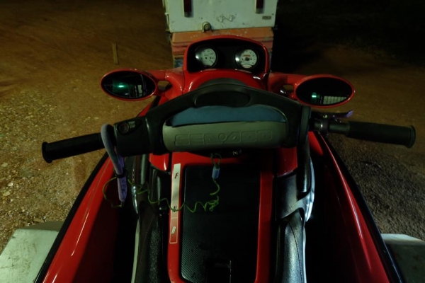 **** ขาย Jetski seadoo gtx bombardier 3 ที่นั่ง ****ราคาพร้อมเทรลเลอร์ **** เครื่องแรงเหินแม่น้ำ .. ราคาคุยกัน ++++