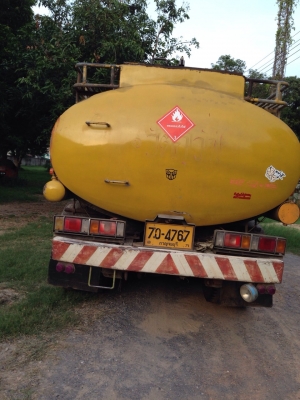 ขายรถบรรทุกน้ำ 10ล้อ ISUZU หัวยาว เครื่องยนตร์ISZU170แรง เพลาเดียว มีปั้มลม พวงมาลัยเพาเวอร์ แอร์เย็นเจี๊ยบ ช่วงล่างดี โสลว์กลางเบรคชิฟฟี่