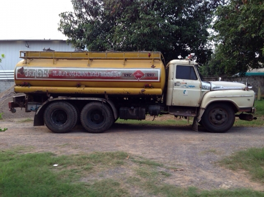 ขายรถบรรทุกน้ำ 10ล้อ ISUZU หัวยาว เครื่องยนตร์ISZU170แรง เพลาเดียว มีปั้มลม พวงมาลัยเพาเวอร์ แอร์เย็นเจี๊ยบ ช่วงล่างดี โสลว์กลางเบรคชิฟฟี่