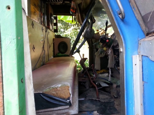 ขาย10ล้อหัวยาว เครื่องดี มีสโลเกียร์กลาง สภาพพร้อมใช้งาน เอกสารพร้อมโอน สนใจโทร 090-8588220คุณนะ 093-3258446คุณบิว หรือเข้าดูสินค้าอื่นๆได้ที่ www.truck.in.th/498 หรือเพจFacebook ณรงค์ ซื้อขายรถมือสอง (เว็บไซต์ส่วนตัว) หรือFacebook ตลาดรถมือสอง คุณนะ