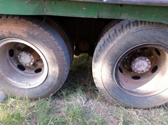 ขาย10ล้อหัวยาว เครื่องดี มีสโลเกียร์กลาง สภาพพร้อมใช้งาน เอกสารพร้อมโอน สนใจโทร 090-8588220คุณนะ 093-3258446คุณบิว หรือเข้าดูสินค้าอื่นๆได้ที่ www.truck.in.th/498 หรือเพจFacebook ณรงค์ ซื้อขายรถมือสอง (เว็บไซต์ส่วนตัว) หรือFacebook ตลาดรถมือสอง คุณนะ