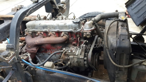 รถบรรทุก 6 ล้อดัมพ์ HINO  KM777  เครื่อง 117 แรงม้า  ปีจดทะเบียน 2530