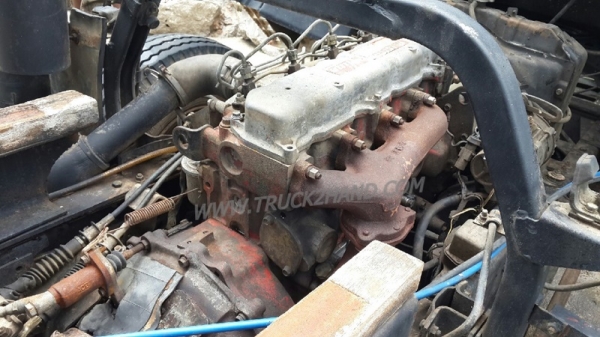 รถบรรทุก 6 ล้อดัมพ์ HINO  KM777  เครื่อง 117 แรงม้า  ปีจดทะเบียน 2530