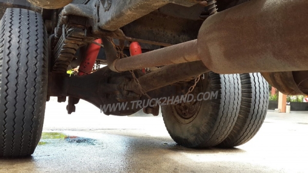 รถบรรทุก 6 ล้อดัมพ์ HINO  KM777  เครื่อง 117 แรงม้า  ปีจดทะเบียน 2530