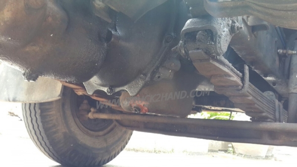 รถบรรทุก 6 ล้อดัมพ์ HINO  KM777  เครื่อง 117 แรงม้า  ปีจดทะเบียน 2530