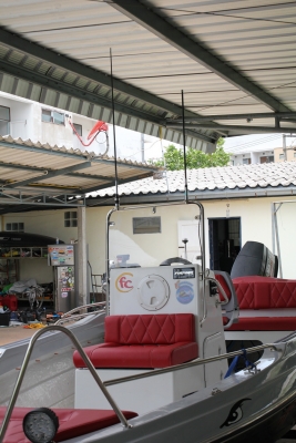 ขาย เรือ15.5ฟุต ป้อมกลางเครื่องยนต์yamaha50 2จังหวะพร้อมเทเลอร์