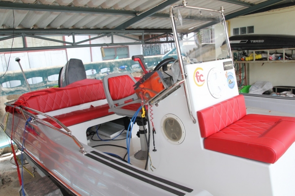 ขาย เรือ15.5ฟุต ป้อมกลางเครื่องยนต์yamaha50 2จังหวะพร้อมเทเลอร์