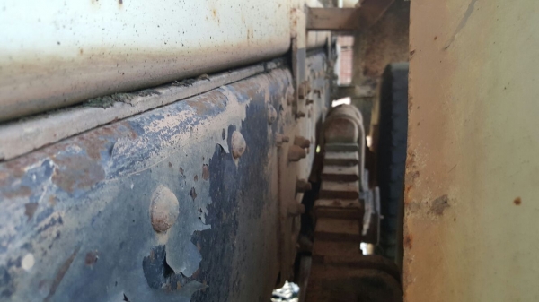 รถนิสสัน  10  ล้อ UD โม่ปูน CWM430 / 230 แรงม้า.    สนใจติดต่อ  081 - 6079515