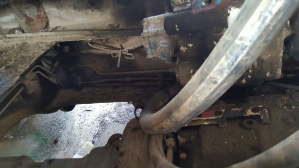 รถนิสสัน  10  ล้อ UD โม่ปูน CWM430 / 230 แรงม้า.    สนใจติดต่อ  081 - 6079515