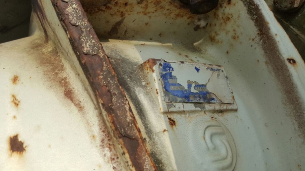 รถนิสสัน  10  ล้อ UD โม่ปูน CWM430 / 230 แรงม้า.    สนใจติดต่อ  081 - 6079515