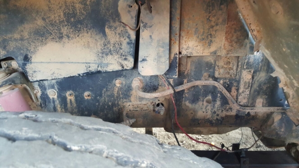 รถนิสสัน  10  ล้อ UD โม่ปูน CWM430 / 230 แรงม้า.    สนใจติดต่อ  081 - 6079515