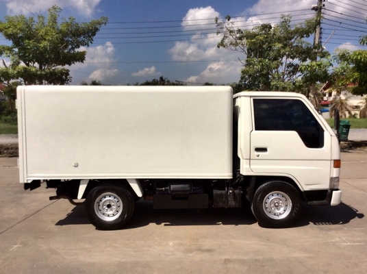 DYNA ตู้เย็น 2JZ-GE เกียร์ธรรมดา ติดแก๊ส LPG ปี2008