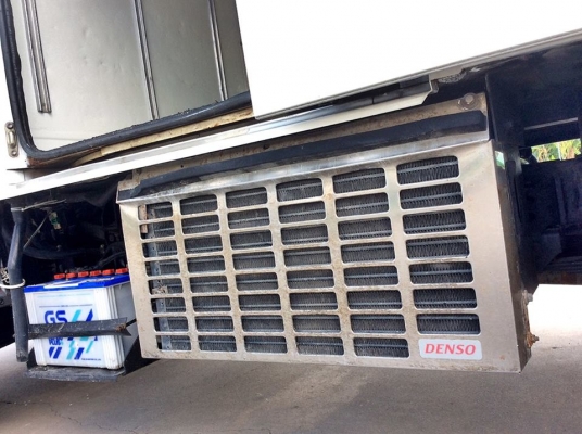 DYNA ตู้เย็น 2JZ-GE เกียร์ธรรมดา ติดแก๊ส LPG ปี2008