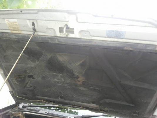 รถอเนกประสงค์  ISUZU THAIRUNG SPACEWAGON ปี 2002 เกียร์ธรรมดา เครื่อง 3000  สภาพสวย ราคา 165,000 บ.