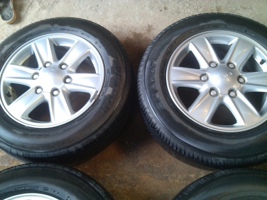 All new D Max ขอบ 16 สวยๆคับ พร้อมยางปี 12