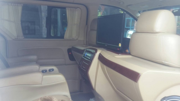 ขาย  HYUNDAI  GRANP STARES 2500CC ออโต้ เพาเวอร์