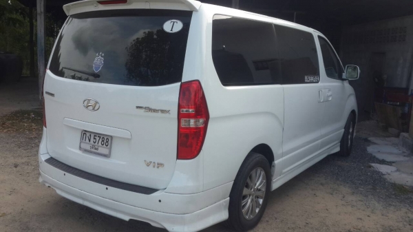 ขาย  HYUNDAI  GRANP STARES 2500CC ออโต้ เพาเวอร์