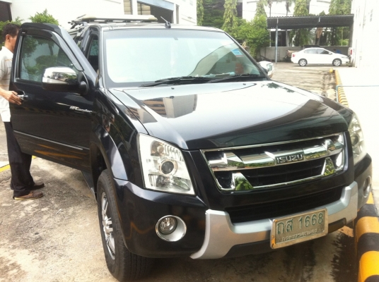 ขายถูกมากกกกก isuzu 2.5 ยกสูง 2010 รถสวย พร้อมแครี่บอย