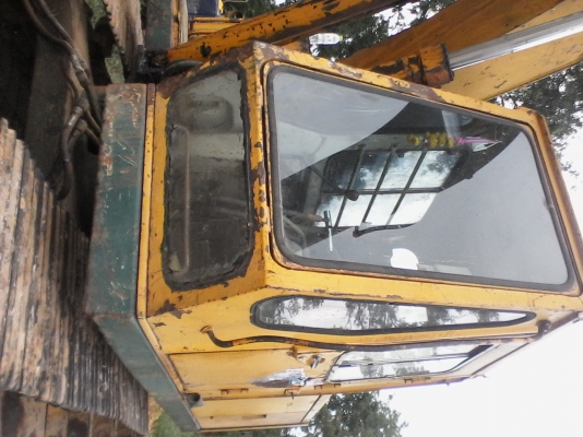 ขาย แมคโครkomatsu 120รุ่น2 ราคา225000 บาท โทร.0896265300