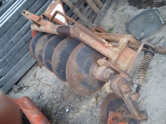 ขาย 16500 บาท ผาน 5 ใบ 22 นิ้ว  ใส่  34 35 36 แรง พร้อมคราด