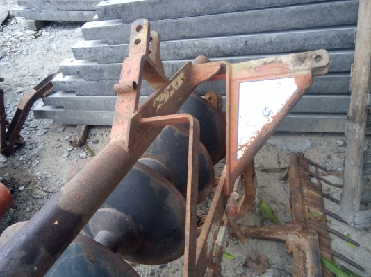 ขาย 16500 บาท ผาน 5 ใบ 22 นิ้ว  ใส่  34 35 36 แรง พร้อมคราด