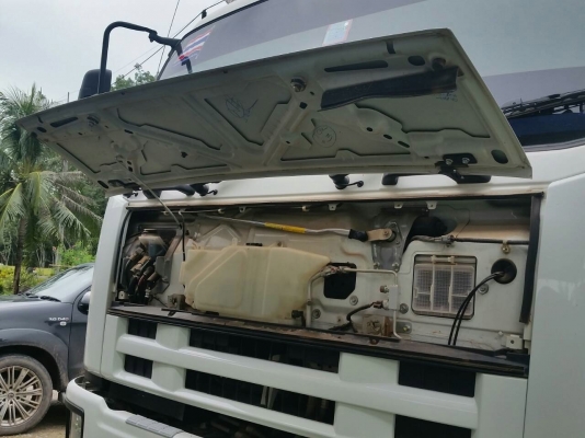 รถอีซูซุ 6 ล้อดั้ม FTR  240 แรงม้า. ปี 55. ( รถวิ่ง 27,xxx กม. )   สนใจติดต่อ   081 - 6079515