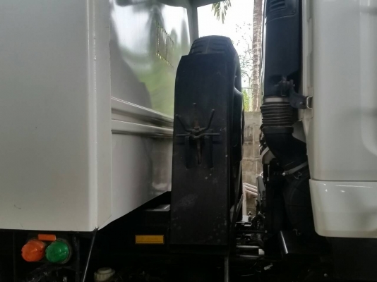 รถอีซูซุ 6 ล้อดั้ม FTR  240 แรงม้า. ปี 55. ( รถวิ่ง 27,xxx กม. )   สนใจติดต่อ   081 - 6079515