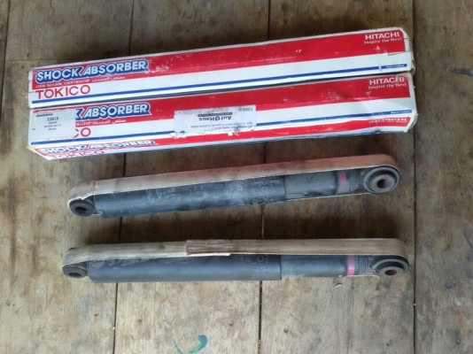 ขายโช๊คอัพ นาวาร่า