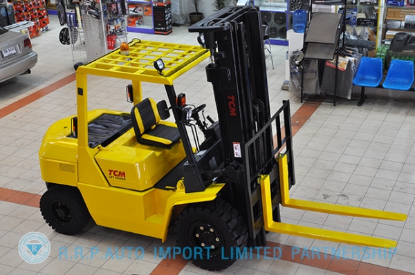 ขายรถโฟล์คลิฟท์มือสอง TCM รุ่น FD35Z7  ราคา xxx,xxx บาท นำเข้าจากประเทศญี่ปุ่น 100\%