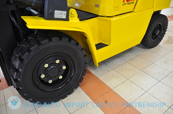 ขายรถโฟล์คลิฟท์มือสอง TCM รุ่น FD35Z7  ราคา xxx,xxx บาท นำเข้าจากประเทศญี่ปุ่น 100\%