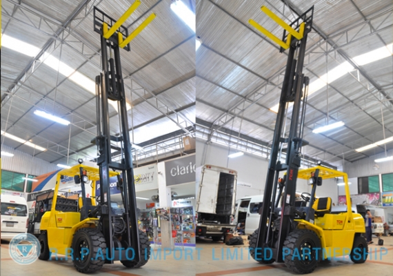 ขายรถโฟล์คลิฟท์มือสอง TCM รุ่น FD35Z7  ราคา xxx,xxx บาท นำเข้าจากประเทศญี่ปุ่น 100\%