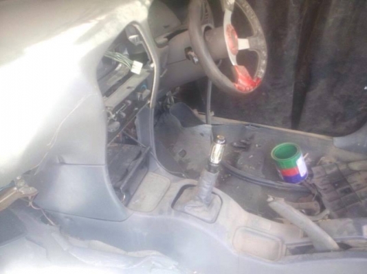 ซากอีคาร์  หัวฉีด เกียร์ธรรมดา ปี39 ขาย 18,000.