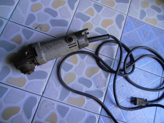 เครื่องเจียหัวหมู มากิต้า 4 นิ้ว 9500N