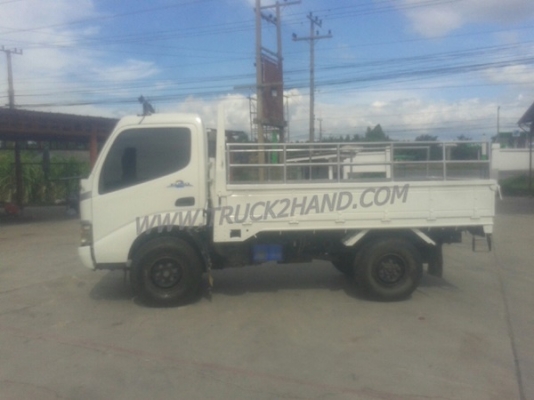 รถบรรทุก 4 ล้อ  HINO ดูโร่ ยูโร 2 ขนาด 100 แรงม้า ปี 2548  กระบะยาว 3.10 เมตร