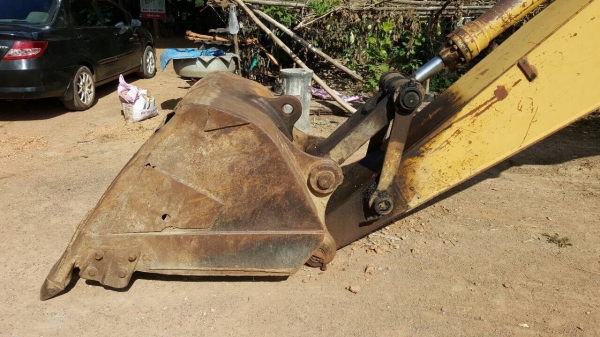 ขายแบคโฮ CAT E200B สภาพพร้อมใช้งาน เอกสารสัญญาซื้อขาย ช่วงล่างดี ราคาต่อรองได้ ขายแบคโฮ CAT E200B สภาพพร้อมใช้งาน เอกสารสัญญาซื้อขาย ช่วงล่างดี ราคาต่อรองได้