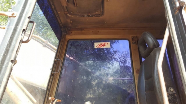 ขายแบคโฮ CAT E200B สภาพพร้อมใช้งาน เอกสารสัญญาซื้อขาย ช่วงล่างดี ราคาต่อรองได้ ขายแบคโฮ CAT E200B สภาพพร้อมใช้งาน เอกสารสัญญาซื้อขาย ช่วงล่างดี ราคาต่อรองได้