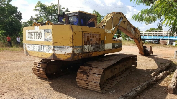 ขายแบคโฮ CAT E200B สภาพพร้อมใช้งาน เอกสารสัญญาซื้อขาย ช่วงล่างดี ราคาต่อรองได้ ขายแบคโฮ CAT E200B สภาพพร้อมใช้งาน เอกสารสัญญาซื้อขาย ช่วงล่างดี ราคาต่อรองได้