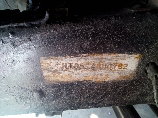 หกล้อ อีซูซ 110แรง ช่วงยาว 5.20ม สภาพดีพร้อมใช้ เล่มทะเบียนพร้อมโอน