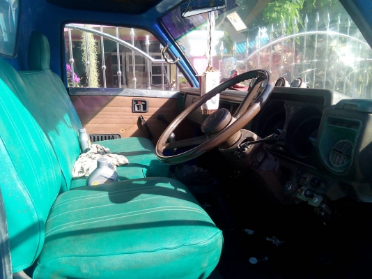 หกล้อ อีซูซ 110แรง ช่วงยาว 5.20ม สภาพดีพร้อมใช้ เล่มทะเบียนพร้อมโอน