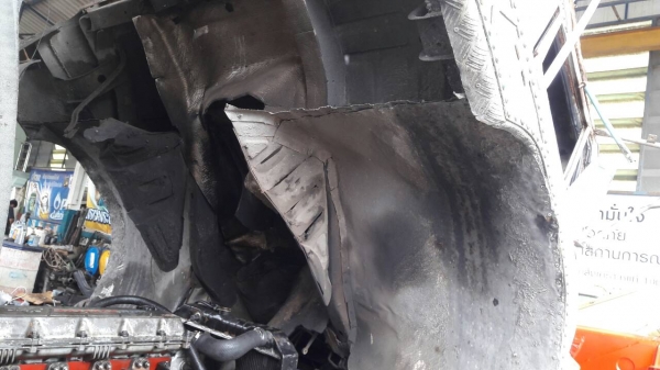 ขายรถบรรทุก 10 ล้อรั้ว HINO KT 925 เครื่อง JO8C เพลาเดียว 220 แรงม้า กระบะสามมิตรลอนเฉียง ราคา 350000