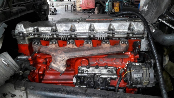 ขายรถบรรทุก 10 ล้อรั้ว HINO KT 925 เครื่อง JO8C เพลาเดียว 220 แรงม้า กระบะสามมิตรลอนเฉียง ราคา 350000