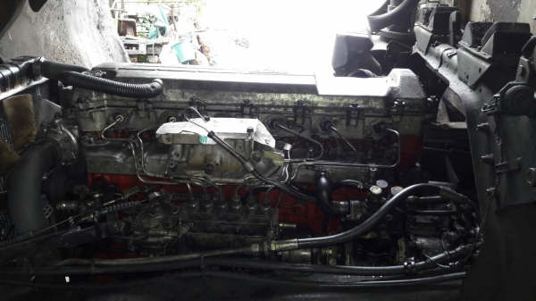 ขายรถบรรทุก 10 ล้อรั้ว HINO KT 925 เครื่อง JO8C เพลาเดียว 220 แรงม้า กระบะสามมิตรลอนเฉียง ราคา 350000