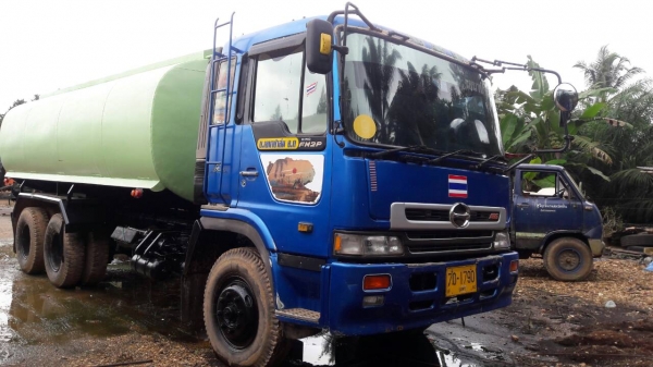 ขายรถบรรทุก 10 ล้อน้ำ HINO เปอร์เฟีย เครื่องแดวู 360 แรงม้า 2 เพลา ถังบรรจุ 16000 ลิตร ราคา 650000