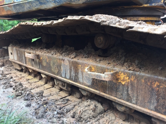 ขายรถแบคโฮ KOMATSU PC200-5 ระบบไฟเต็ม ไม่มีเอกสาร คอลโทรลสั้น ราคา 600000