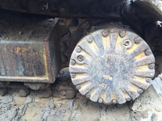 ขายรถแบคโฮ KOMATSU PC200-5 ระบบไฟเต็ม ไม่มีเอกสาร คอลโทรลสั้น ราคา 600000