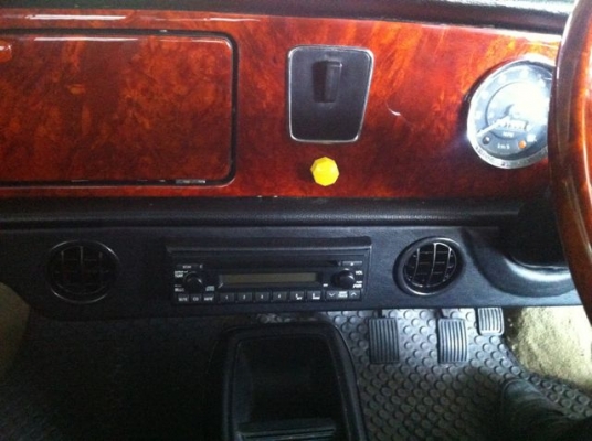 ขาย mini austin 1300 มือเดียว ขาย mini austin 1300 มือเดียว