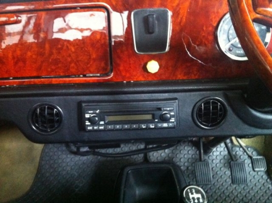 ขาย mini austin 1300 มือเดียว ขาย mini austin 1300 มือเดียว