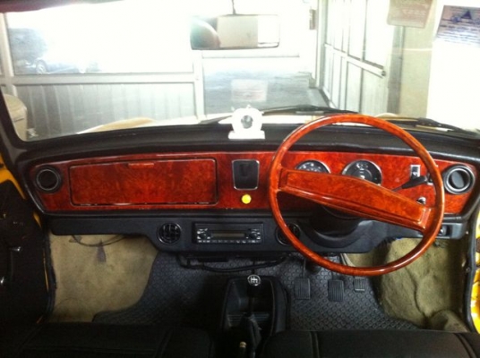 ขาย mini austin 1300 มือเดียว ขาย mini austin 1300 มือเดียว